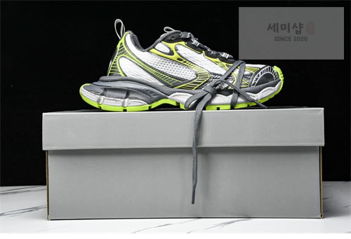 Balenciaga 발렌시아가 3XL 스니커즈 신발 25번 이미지