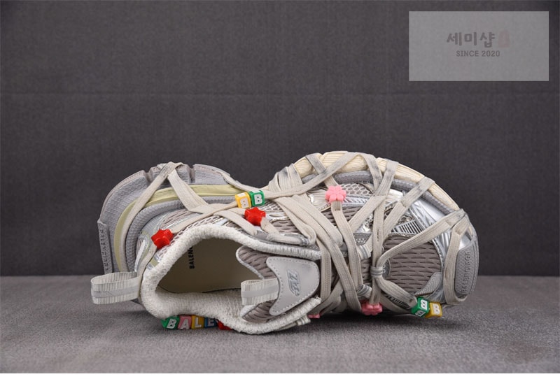 발렌시아가 발렌시아가 3XL 익스트림 레이스 스니커즈 에그쉘 멀티 신발 7번 이미지