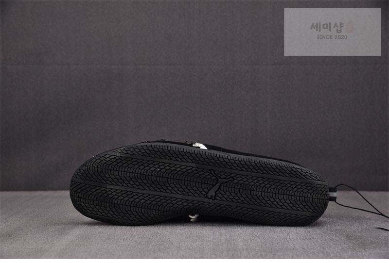 발렌시아가 발렌시아가 x 퓨마 스피드캣 블랙 화이트 레플리카 4번 이미지 - 신발 | 세미샵 레플리카 사이트