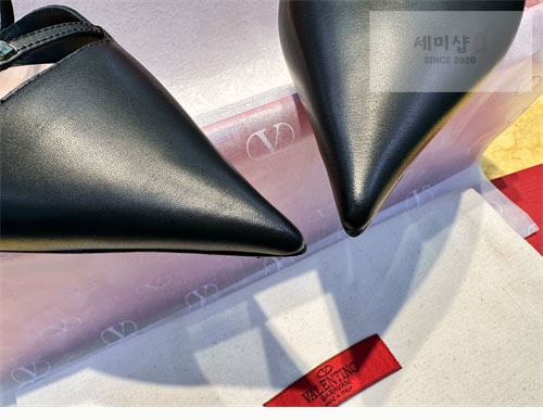 Valentino 발렌티노 펌프스 가라바니 락스터드 포인트 케이지 뮬 신발 13번 이미지