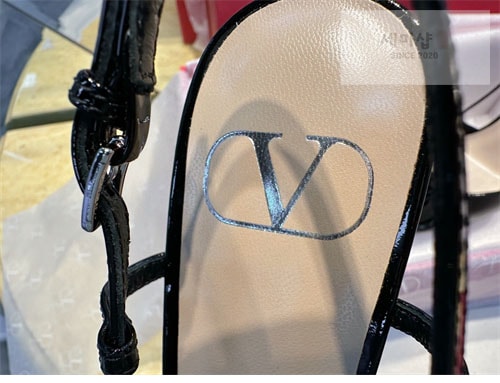 Valentino 발렌티노 VLOGO 시그니처 슬링백 신발 15번 이미지