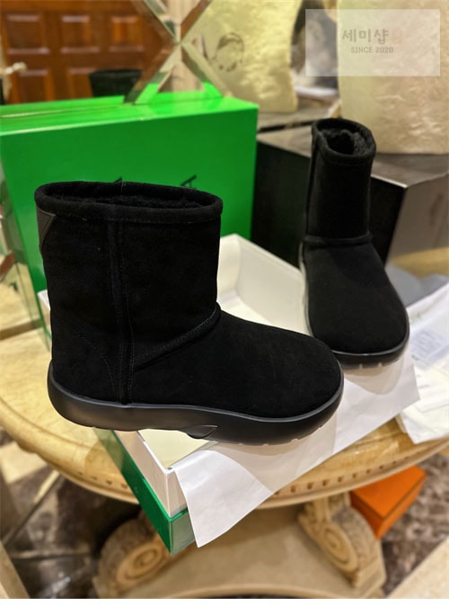 Bottega Veneta 보테가베네타 스냅 앵클 시어링 어그 부츠 신발 9번 이미지