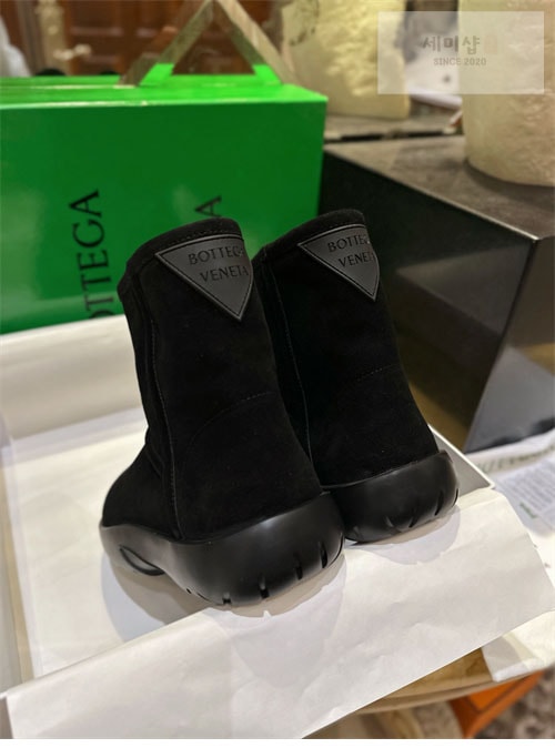 Bottega Veneta 보테가베네타 스냅 앵클 시어링 어그 부츠 신발 10번 이미지