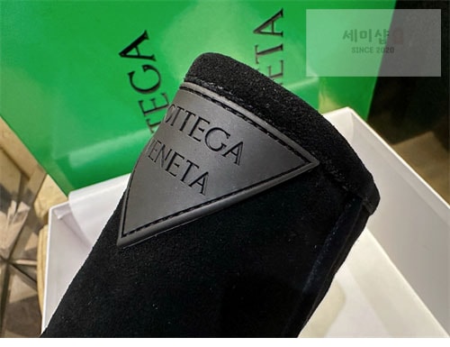 Bottega Veneta 보테가베네타 스냅 앵클 시어링 어그 부츠 신발 17번 이미지