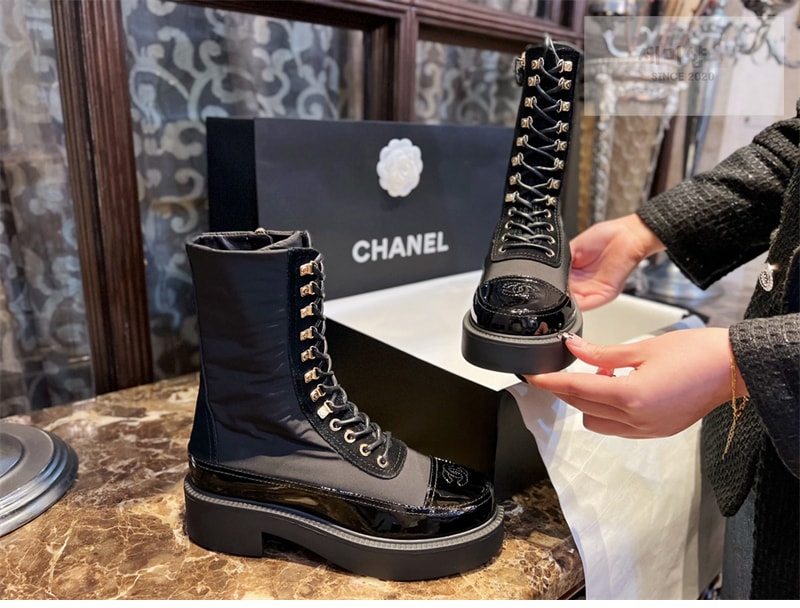 C H A N E L 샤넬 레이스업 롱 부츠 신발 3번 이미지