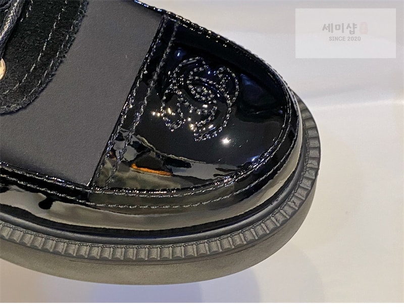C H A N E L 샤넬 레이스업 롱 부츠 신발 11번 이미지