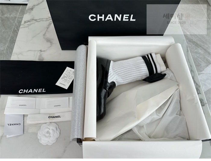 C H A N E L 샤넬 리본 삭스 컴바인 모카신 신발 2번 이미지