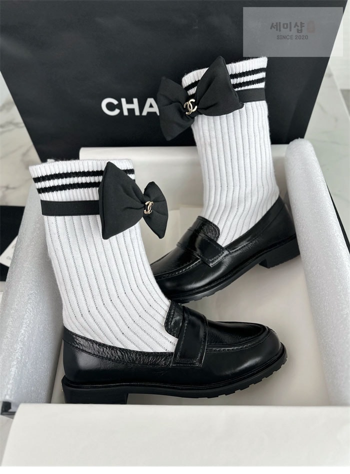 C H A N E L 샤넬 리본 삭스 컴바인 모카신 신발 5번 이미지