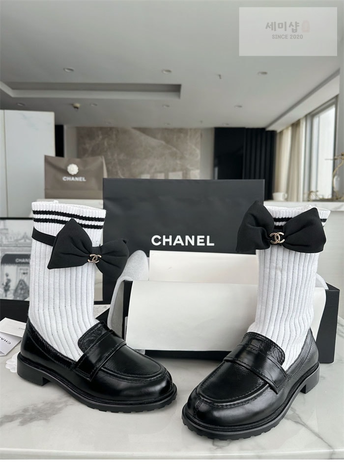 C H A N E L 샤넬 리본 삭스 컴바인 모카신 신발 10번 이미지