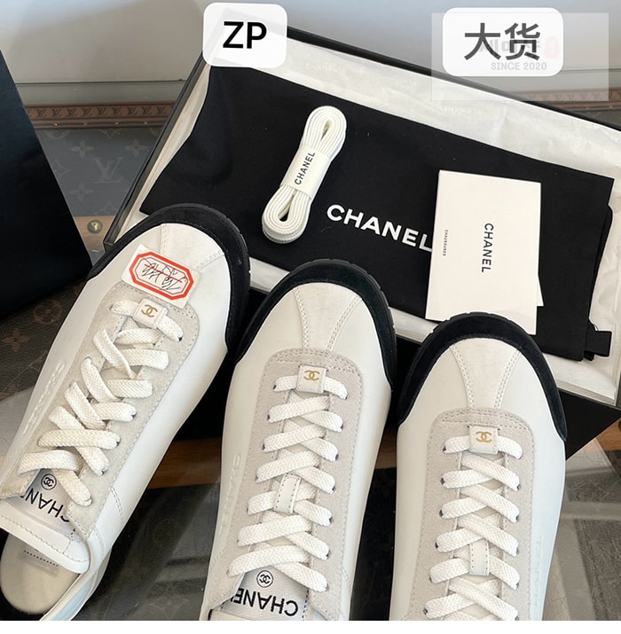 C H A N E L 샤넬 스몰로고 카프스킨 스니커즈 신발 19번 이미지