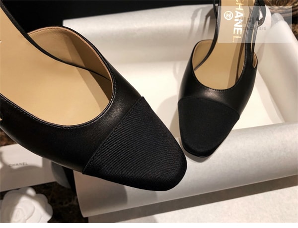 C H A N E L 샤넬 슬링백 클래식 쉽스킨 7cm 신발 6번 이미지