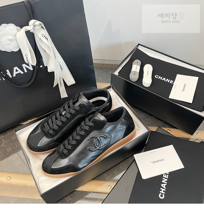 C H A N E L 샤넬 카프스킨 벨벳 스니커즈 신발 12번 이미지