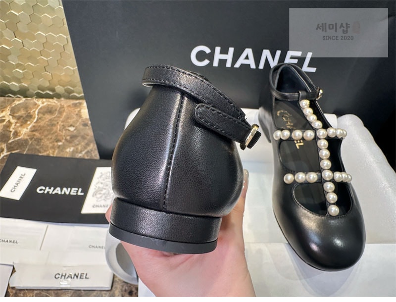 샤넬 샤넬 카프스킨 진주 스트랩 메리제인 구두 신발 13번 이미지