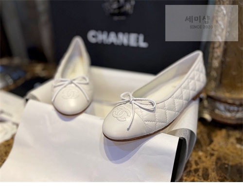 C H A N E L 샤넬 카프스킨 퀼팅 발레리나 플랫 슈즈 신발 4번 이미지