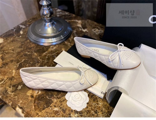 C H A N E L 샤넬 카프스킨 퀼팅 발레리나 플랫 슈즈 신발 8번 이미지