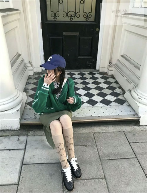 C H A N E L 샤넬 퀼팅 스니커즈 신발 4번 이미지