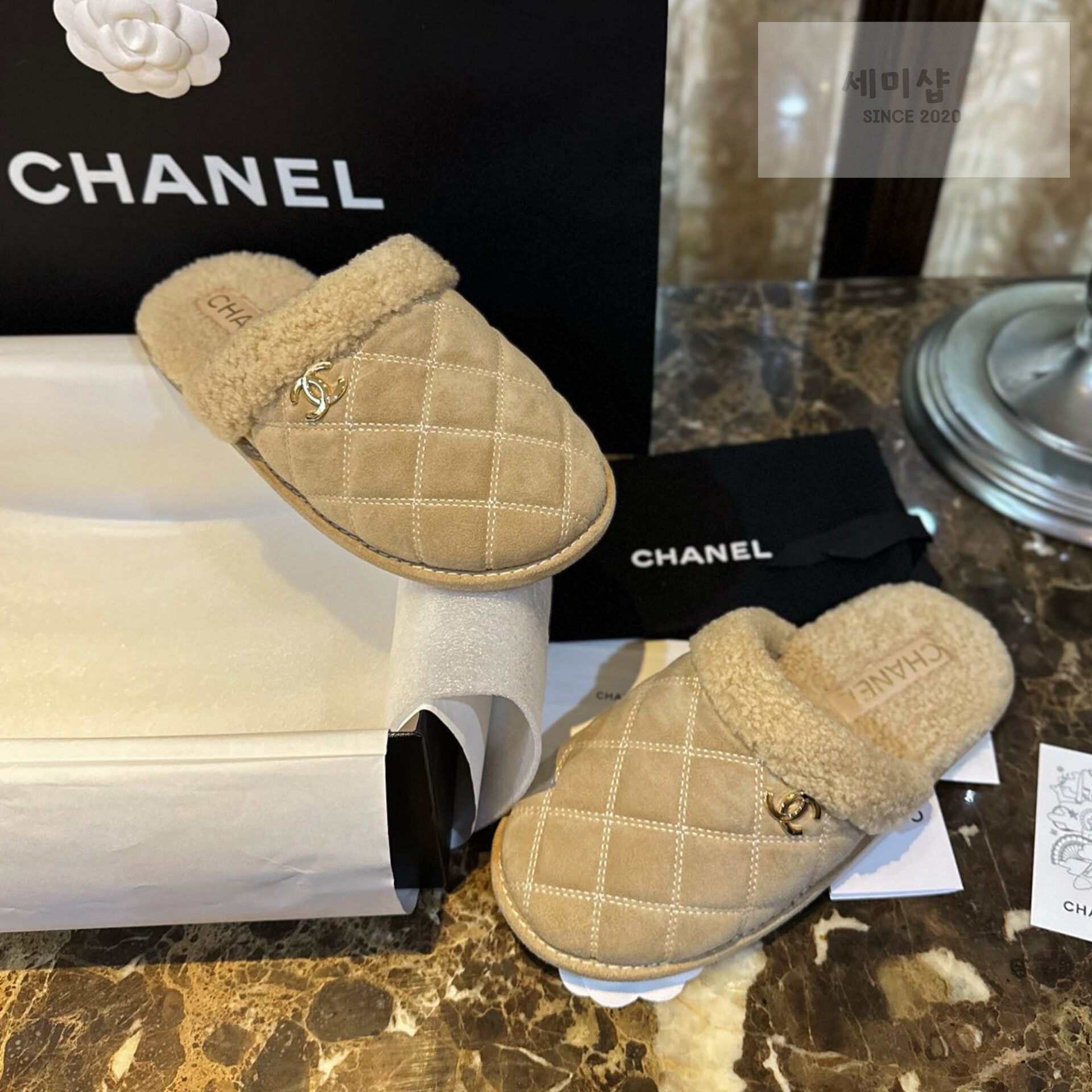 샤넬 샤넬 퀼팅 시어링 뮬 슬리퍼 “35SIZE – 41SIZE” 신발 6번 이미지