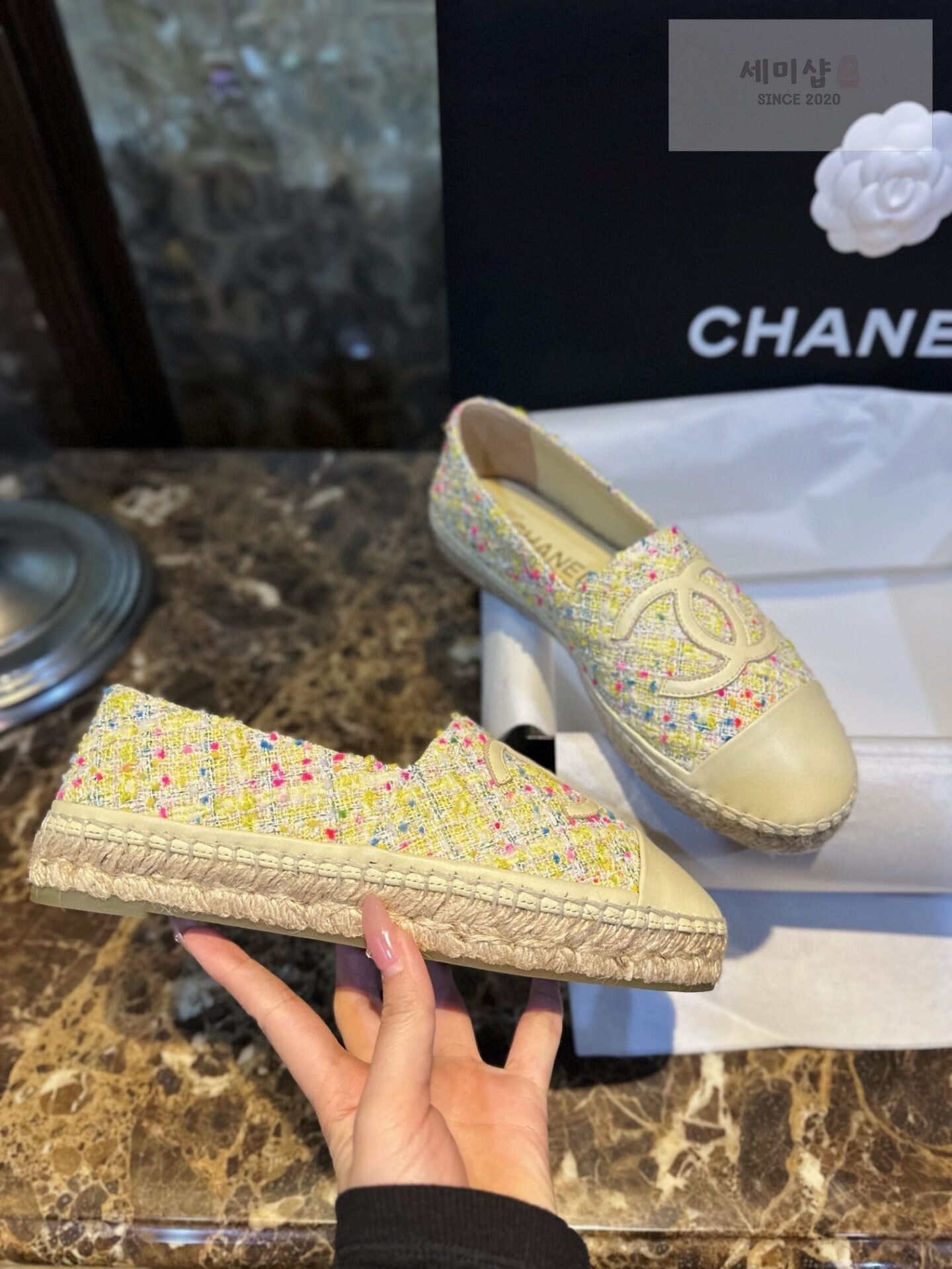 C H A N E L 샤넬 트위드 멀티컬러 에스파듀 “35SIZE – 41SIZE” 신발 5번 이미지