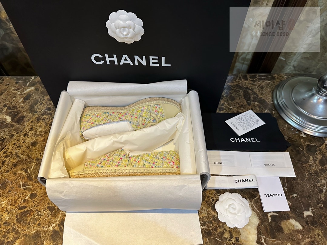 C H A N E L 샤넬 트위드 멀티컬러 에스파듀 “35SIZE – 41SIZE” 신발 10번 이미지