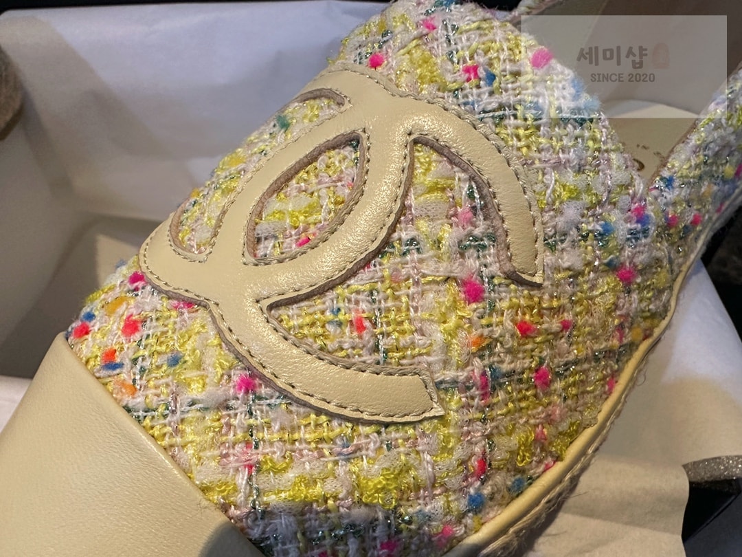 C H A N E L 샤넬 트위드 멀티컬러 에스파듀 “35SIZE – 41SIZE” 신발 13번 이미지