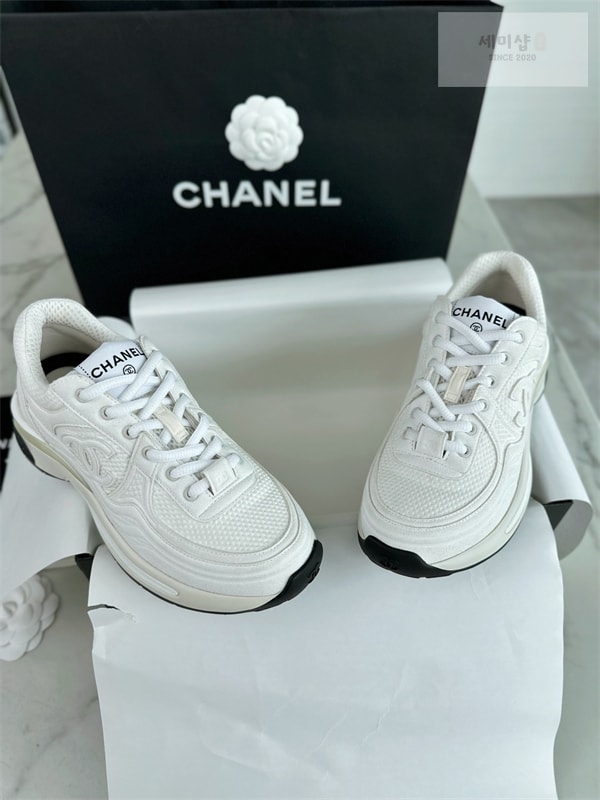 C H A N E L 샤넬 패브릭 샤식스 스니커즈 신발 5번 이미지