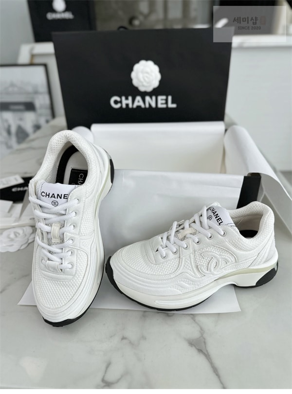 C H A N E L 샤넬 패브릭 샤식스 스니커즈 신발 6번 이미지