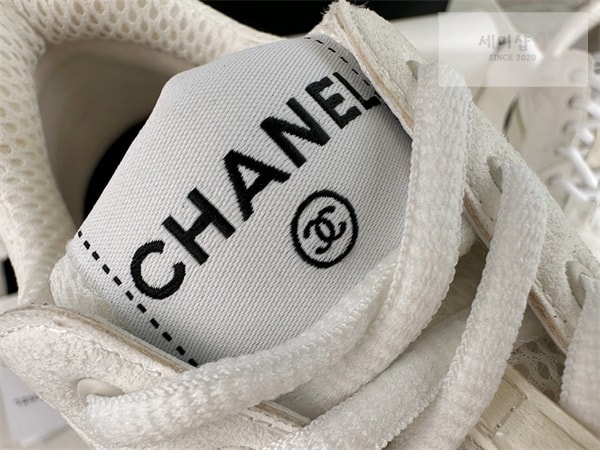 C H A N E L 샤넬 패브릭 샤식스 스니커즈 신발 12번 이미지