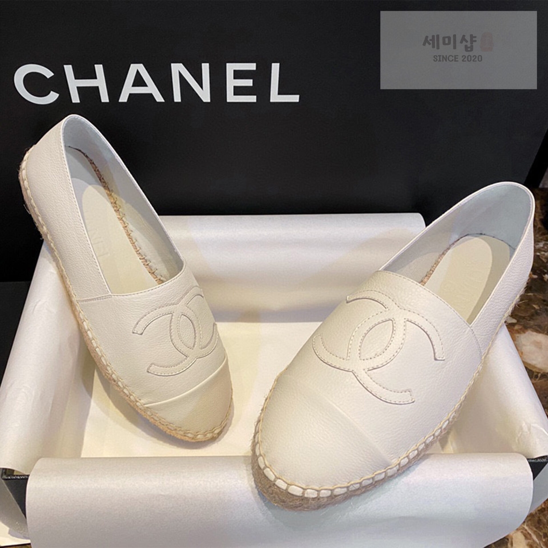 C H A N E L 샤넬 화이트 레더 에스파듀 “35SIZE – 41SIZE” 신발 1번 이미지