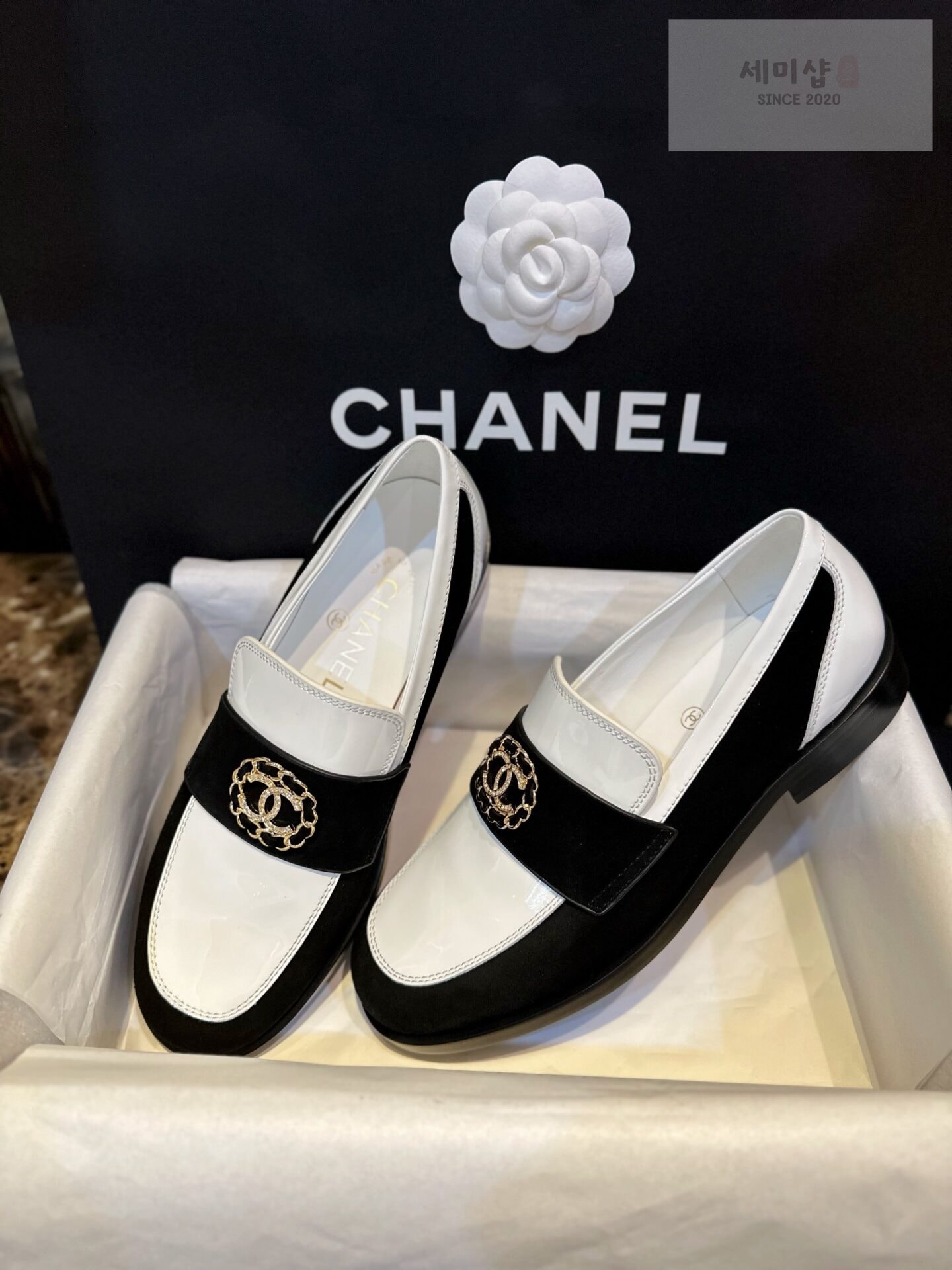 C H A N E L 샤넬 22K 배색 페이던트 CC로고 로퍼 “35SIZE – 41SIZE” 신발 8번 이미지