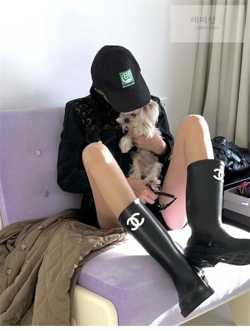C H A N E L 샤넬 22K CC로고 레인 러버 부츠 신발 2번 이미지
