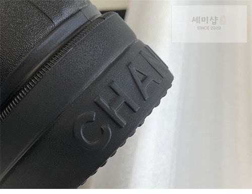 C H A N E L 샤넬 22K CC로고 레인 러버 부츠 신발 17번 이미지