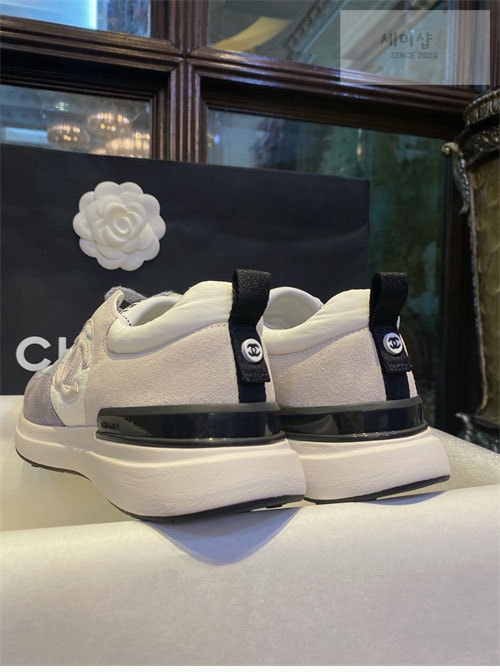 C H A N E L 샤넬 22P 패브릭 스웨이드 스니커즈 신발 10번 이미지