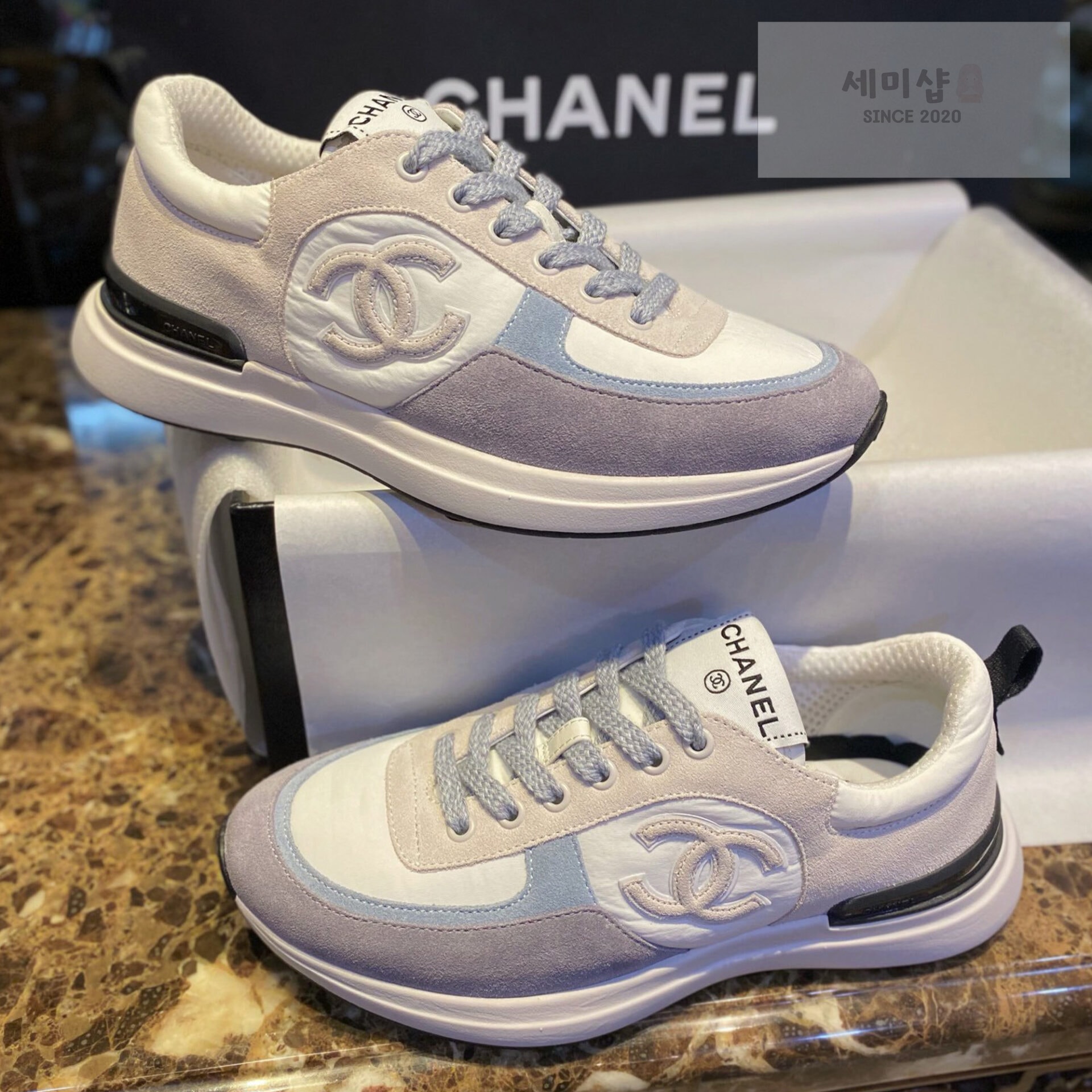 C H A N E L 샤넬 22P CC로고 패브릭 스웨이드 카프스킨 스니커즈 “35SIZE – 40SIZE” 신발 1번 이미지
