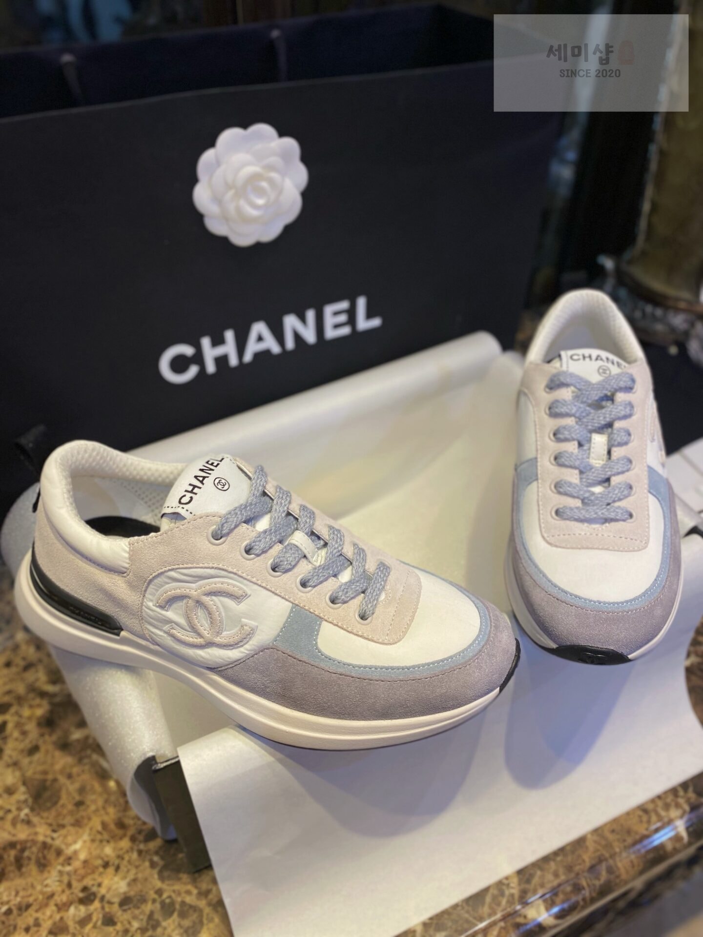 C H A N E L 샤넬 22P CC로고 패브릭 스웨이드 카프스킨 스니커즈 “35SIZE – 40SIZE” 신발 15번 이미지