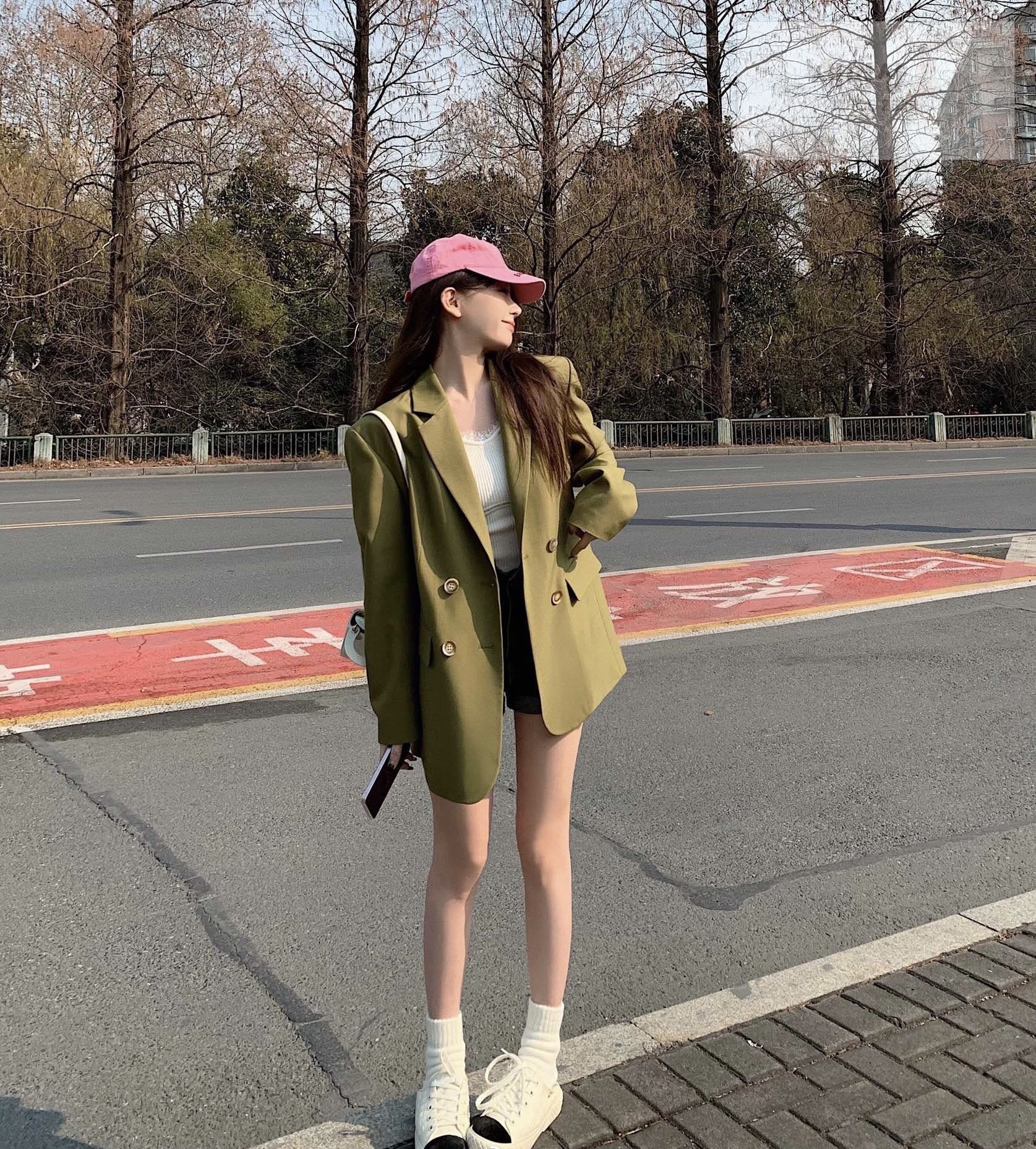 C H A N E L 샤넬 22SS CC로고 퀼팅 패브릭 스니커즈 “35SIZE – 40SIZE” 신발 3번 이미지