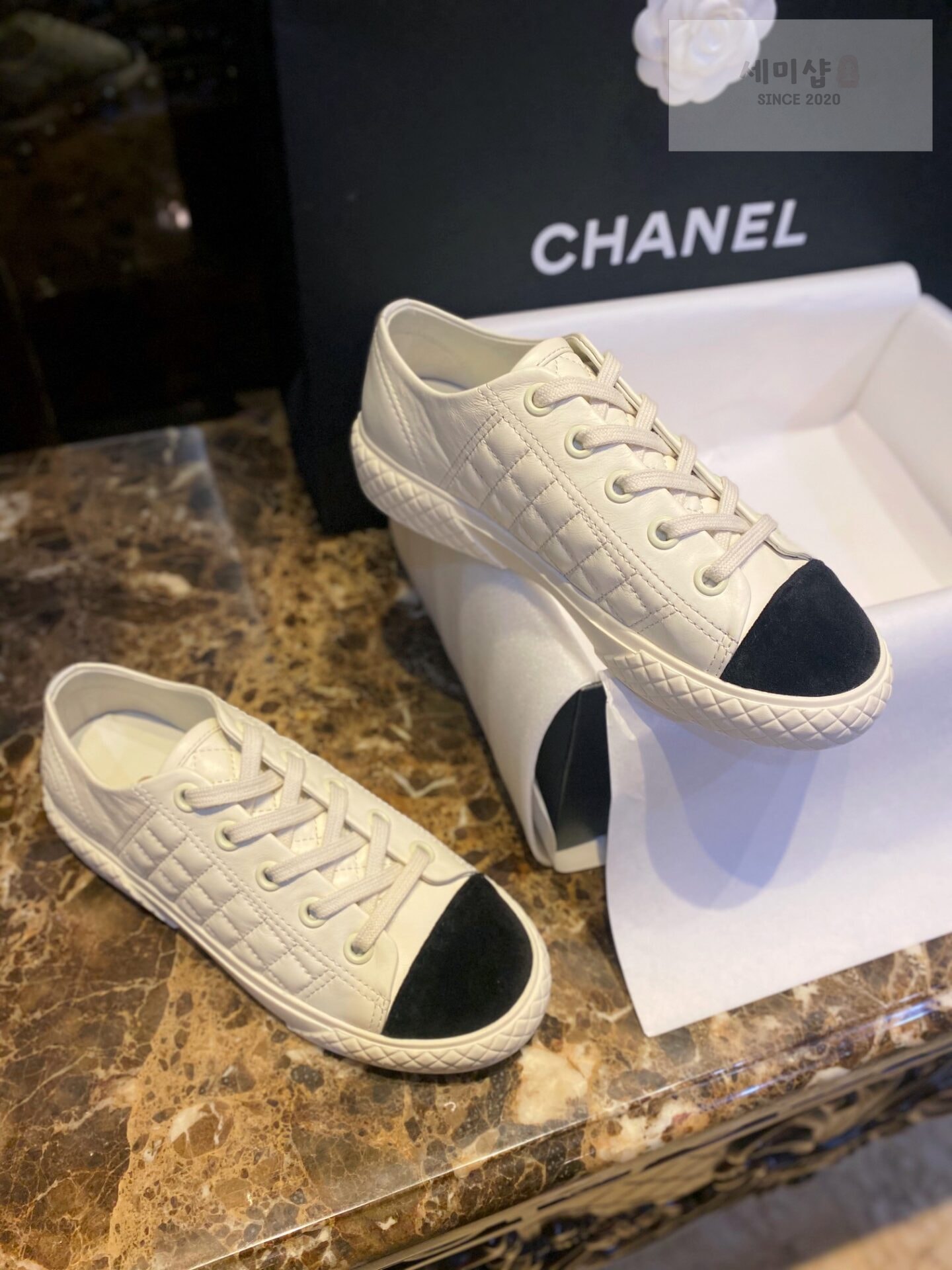 C H A N E L 샤넬 22SS CC로고 퀼팅 패브릭 스니커즈 “35SIZE – 40SIZE” 신발 19번 이미지
