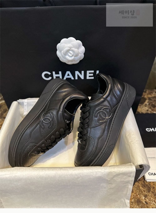 C H A N E L 샤넬 23A 에어포스 올검 스니커즈 신발 8번 이미지
