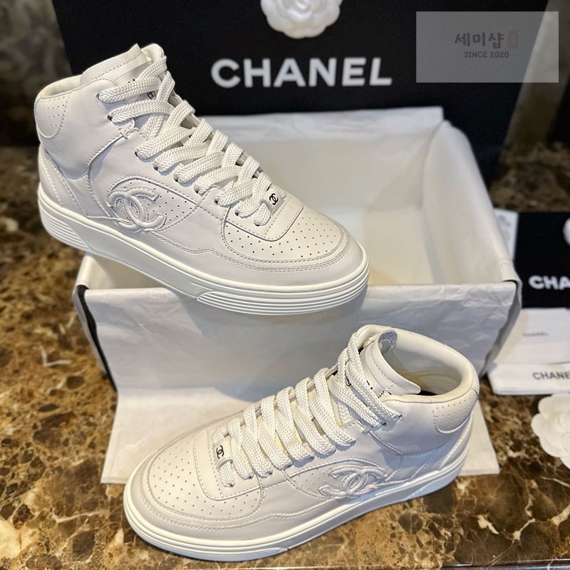 C H A N E L 샤넬 23A CC로고 에어포스 하이탑 올흰 신발 1번 이미지