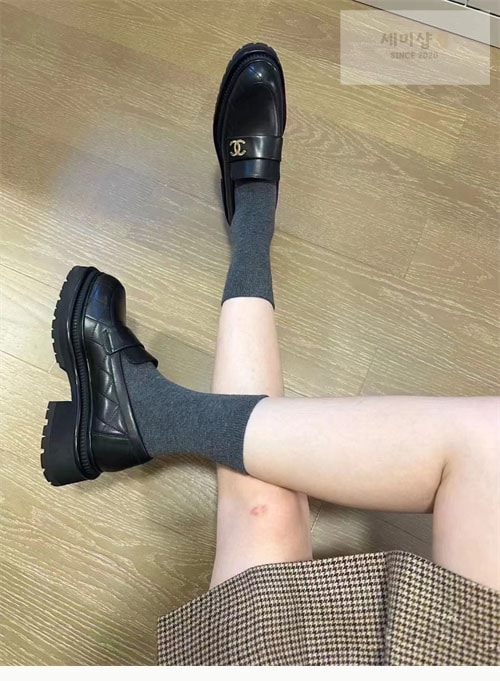 C H A N E L 샤넬 23A CC 가죽 로퍼 신발 3번 이미지