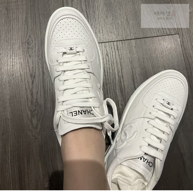 C H A N E L 샤넬 23A cc로고 에어포스 신발 1번 이미지