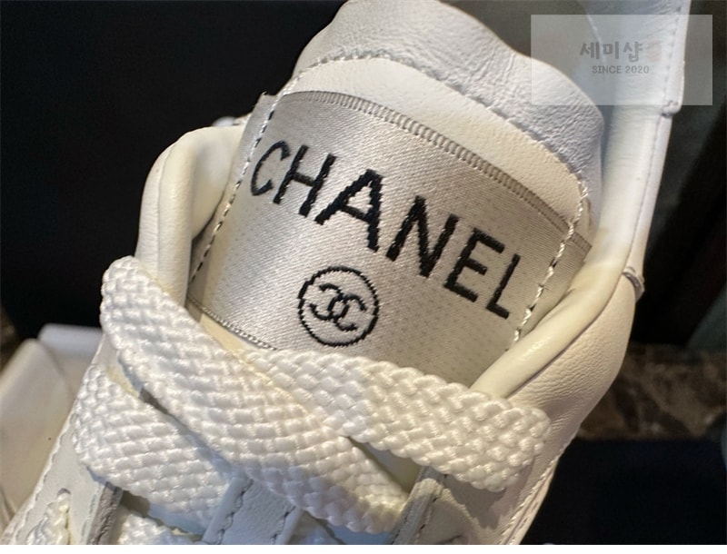 C H A N E L 샤넬 23A cc로고 에어포스 신발 11번 이미지
