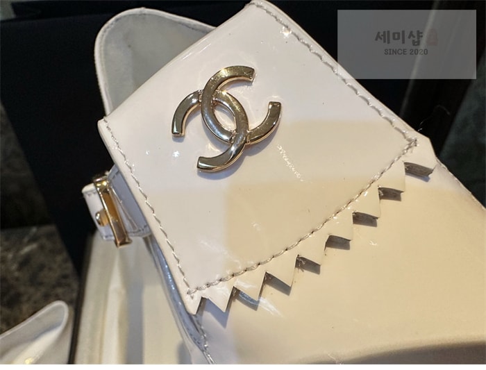 C H A N E L 샤넬 23B CC로고 버클 메리제인 로퍼 신발 5번 이미지