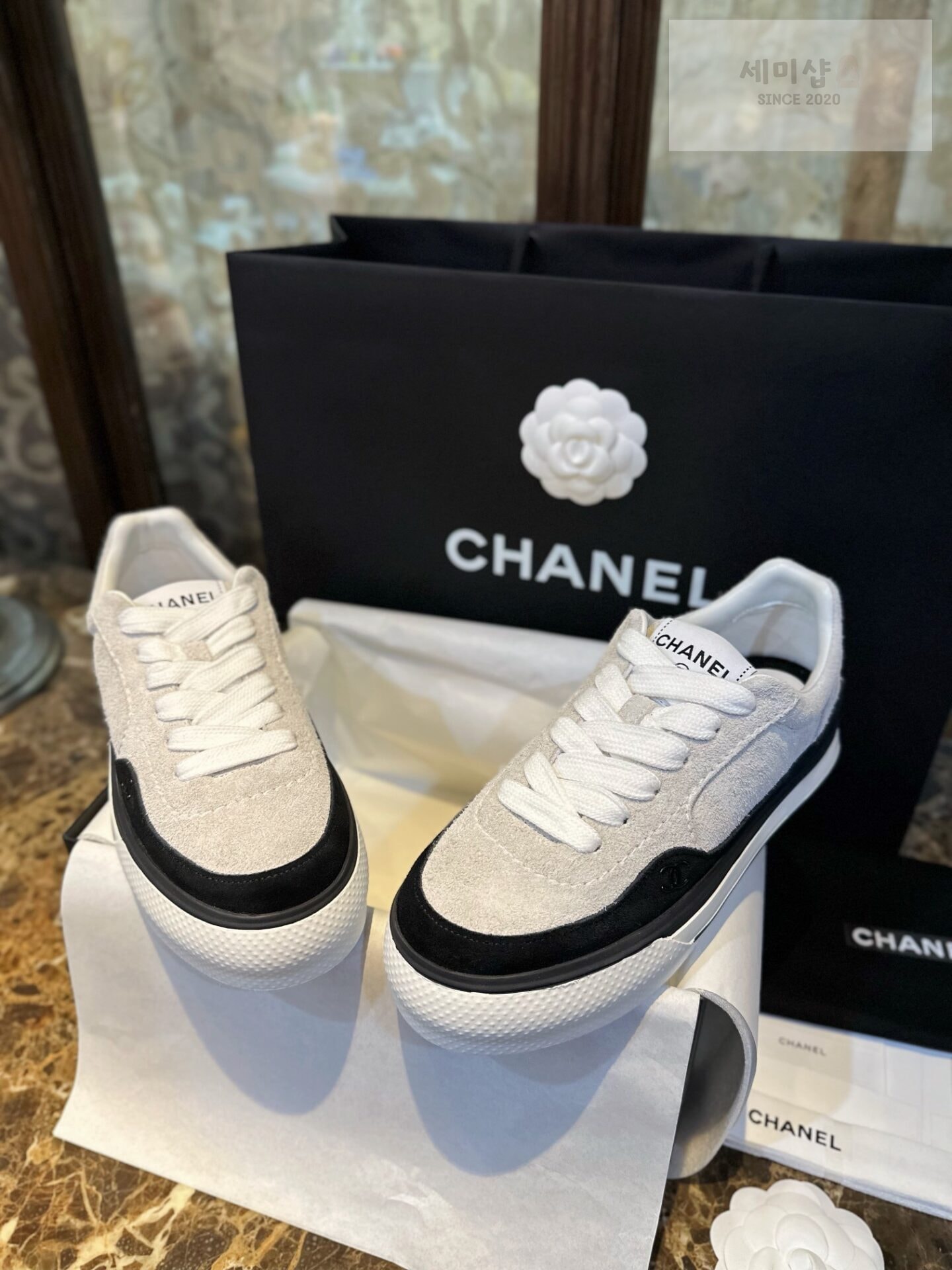 C H A N E L 샤넬 23B CC로고 벨벳 스웨이드 스니커즈 신발 3번 이미지