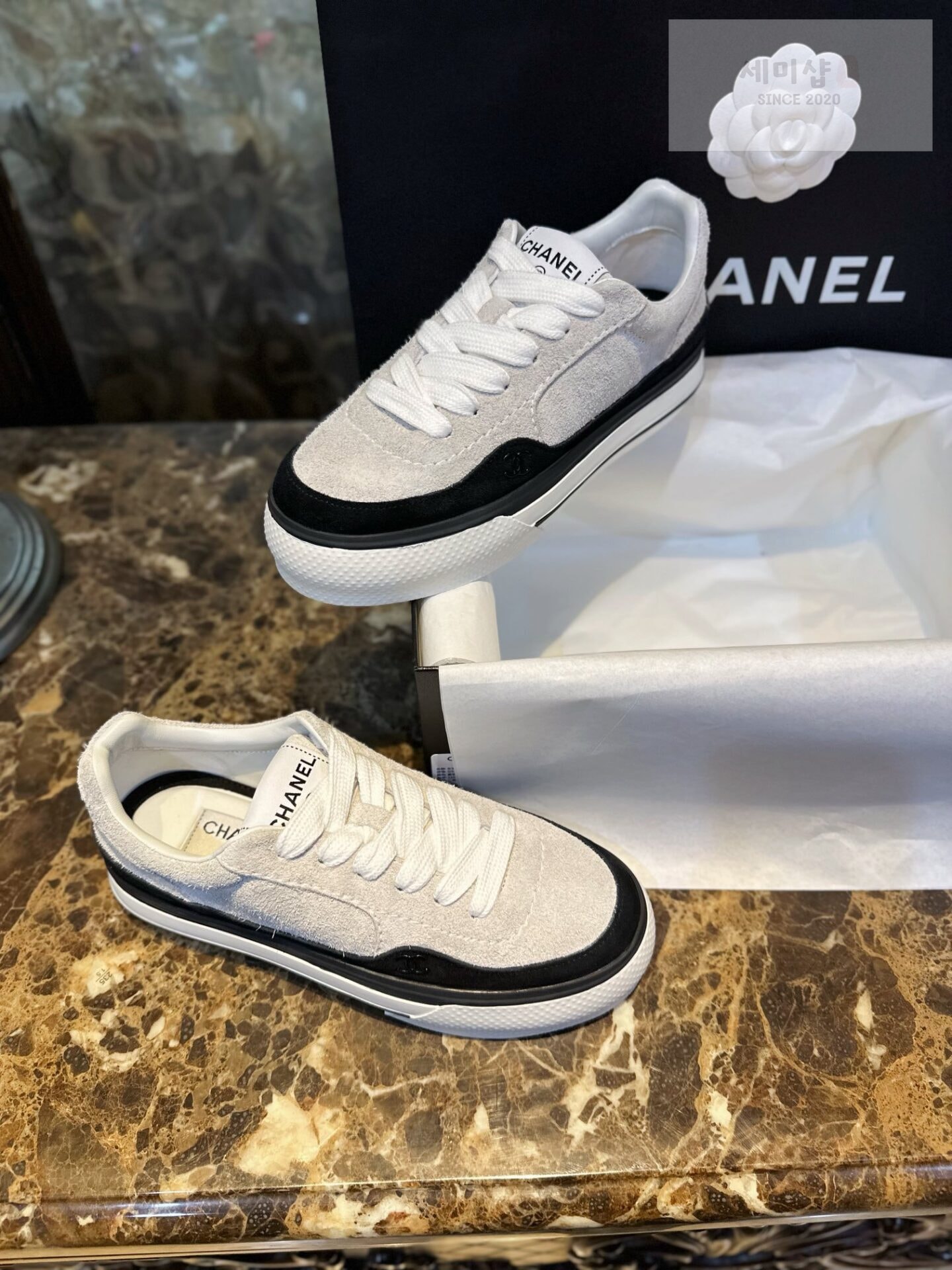 C H A N E L 샤넬 23B CC로고 벨벳 스웨이드 스니커즈 신발 5번 이미지