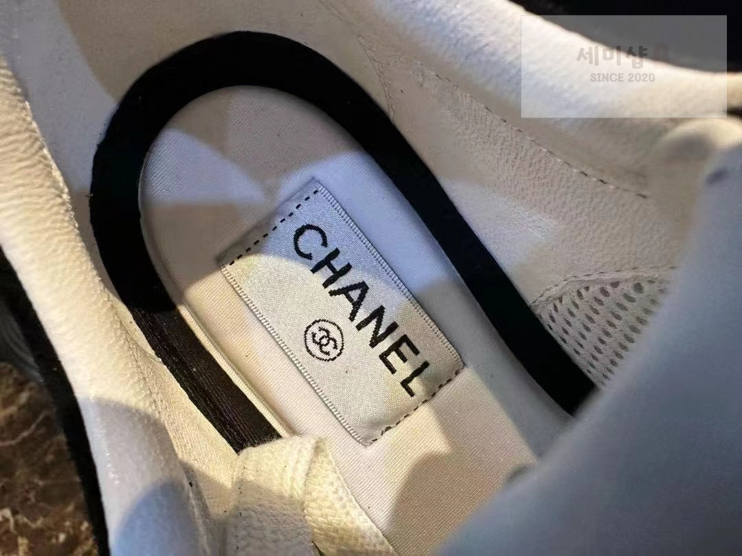 C H A N E L 샤넬 23B CC로고 블랙 벨벳 스웨이드 스니커즈 “35SIZE – 41SIZE” 신발 12번 이미지