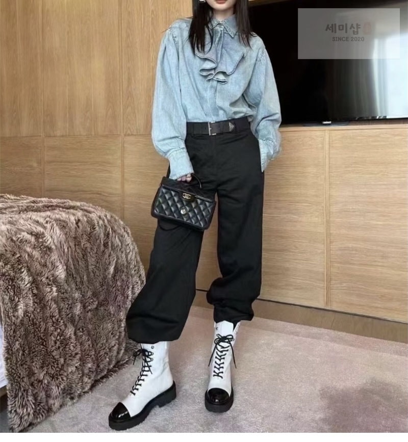C H A N E L 샤넬 23C 카프스킨 레이스업 워커 부츠 신발 1번 이미지