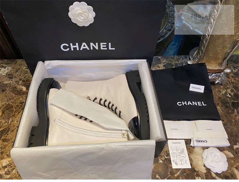 C H A N E L 샤넬 23C 카프스킨 레이스업 워커 부츠 신발 3번 이미지