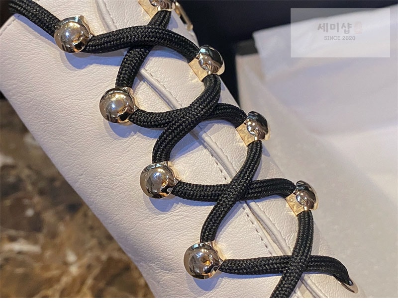 C H A N E L 샤넬 23C 카프스킨 레이스업 워커 부츠 신발 12번 이미지