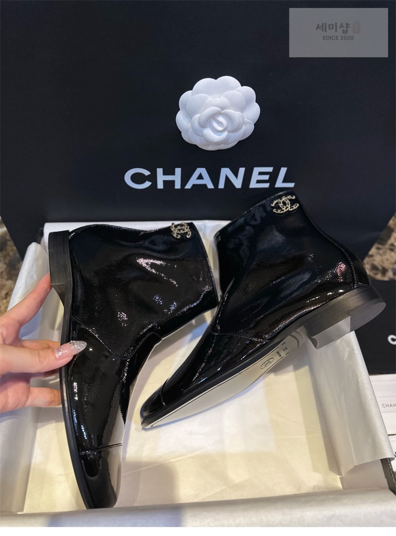 C H A N E L 샤넬 23a 페이턴트 모나코 숏 부츠 신발 10번 이미지