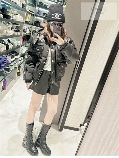 C H A N E L 샤넬 23b 체인 로고 퀄팅 레이스업 롱 부츠 신발 4번 이미지